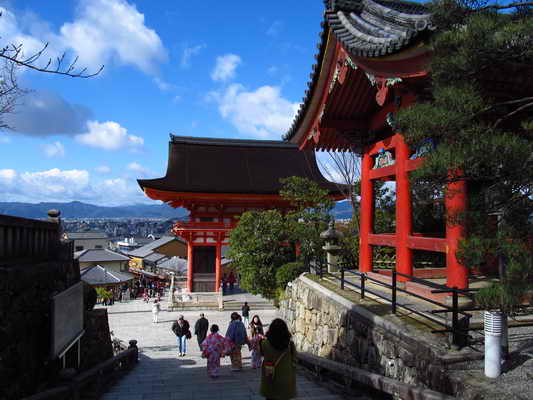 Einer von 1.600 Tempeln in Kyoto